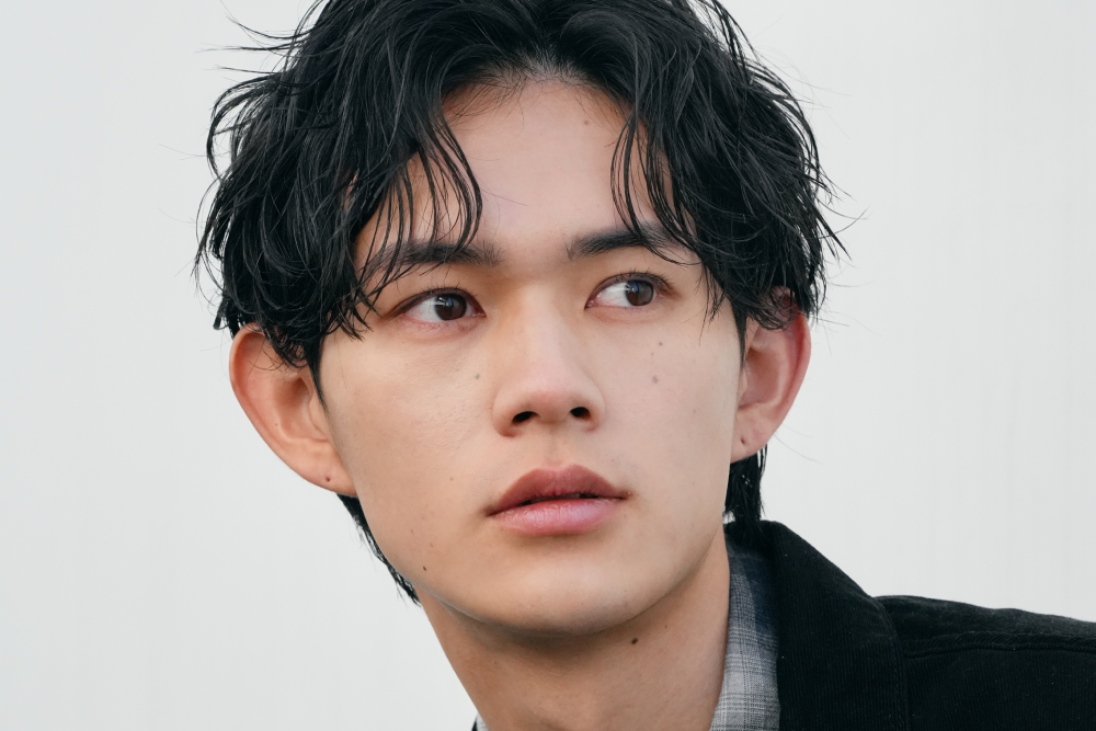 メンズ眉毛サロンに通っている男性